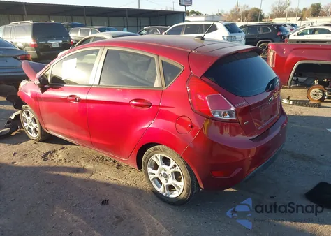 2015 Ford Fiesta Se z USA, uszkodzony, nr VIN 3FADP4EJ7FM216400